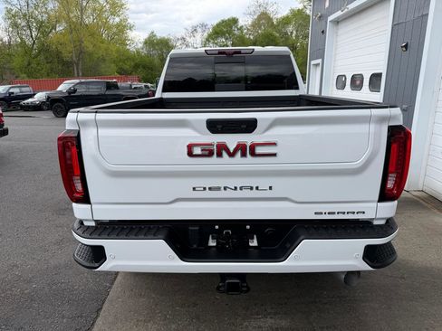 Used 2022 GMC Sierra 2500 Denali w/ Denali Ultimate Package AWD/4WD image 5