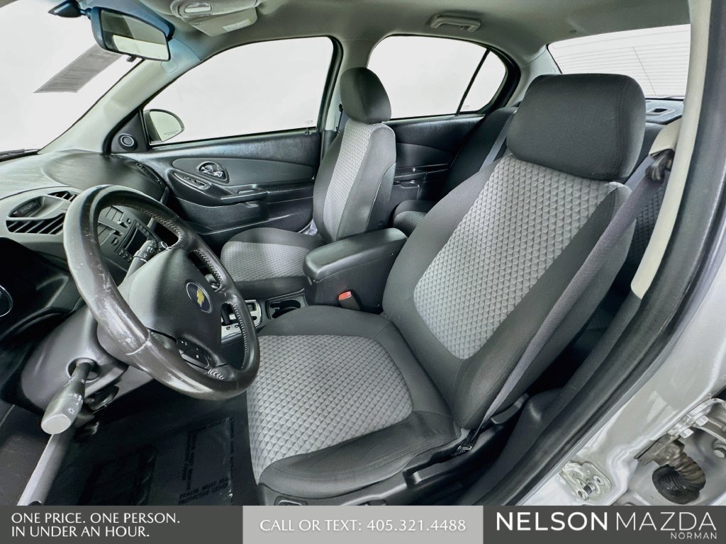 Used 2006 Chevrolet Malibu LT w/ Front Seating Package FWD image 12