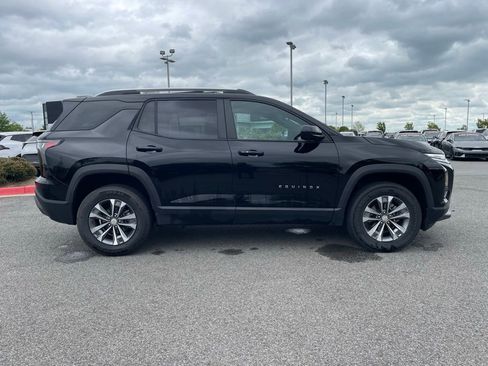 Used 2025 Chevrolet Equinox LT w/ Convenience Package II image 9