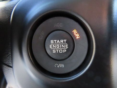 Certified 2022 Jeep Wrangler Unlimited Sport S image 10