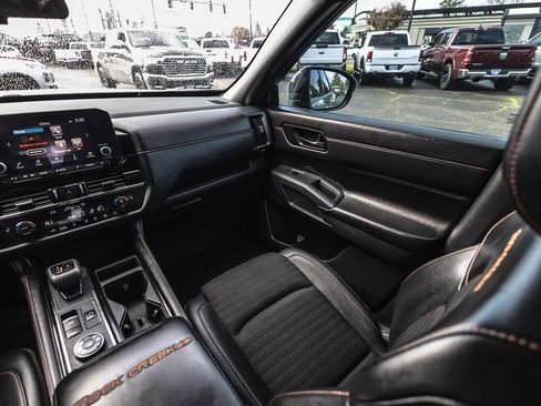 Used 2023 Nissan Pathfinder Rock Creek image 24