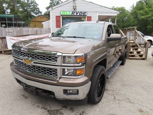 Used 2015 Chevrolet Silverado 1500 LT w/ All Star Edition AWD/4WD image 2