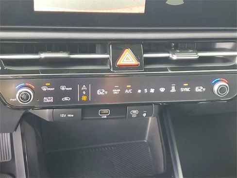 New 2025 Kia Niro Wind w/ Wind Preserve Package image 29