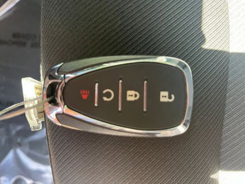 Used 2025 Chevrolet Blazer LT image 18