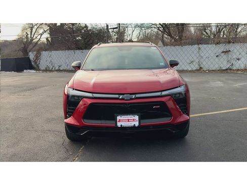 Used 2024 Chevrolet Blazer EV RS image 3