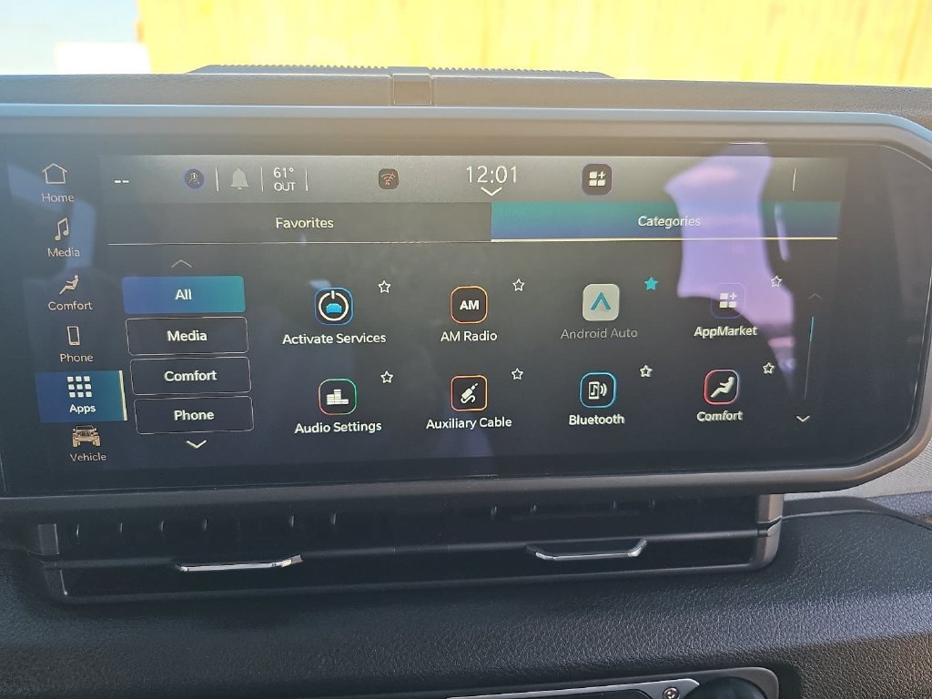 Used 2025 Jeep Gladiator Sport AWD/4WD image 21