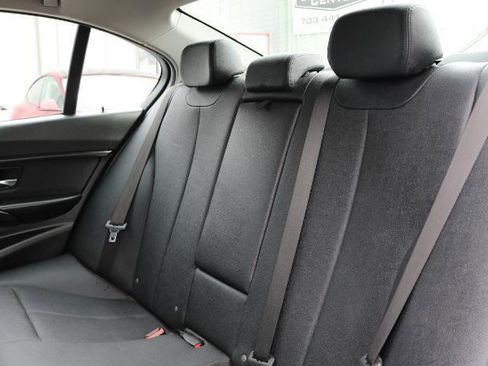 Used 2018 BMW 320i xDrive Sedan AWD/4WD image 19