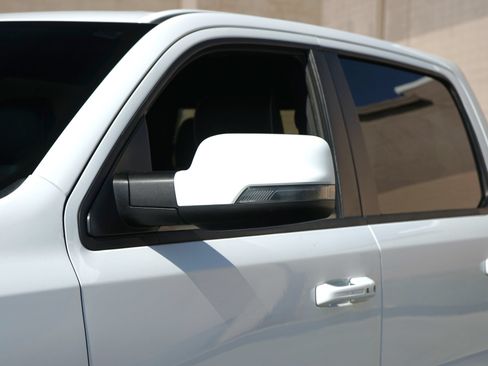 Used 2023 RAM 1500 Laramie AWD/4WD image 9