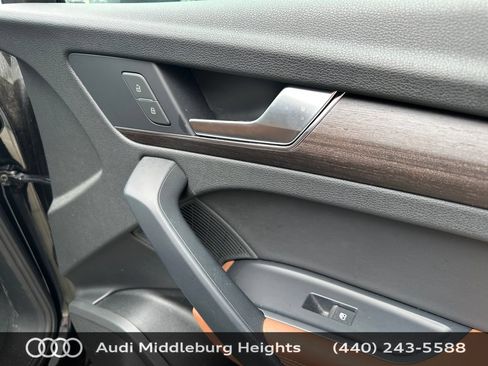 Used 2023 Audi Q5 2.0T Premium Plus w/ Premium Plus Package AWD/4WD image 21