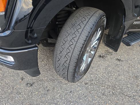 Used 2024 Ford F150 King Ranch w/ FX4 Off-Road Package image 34