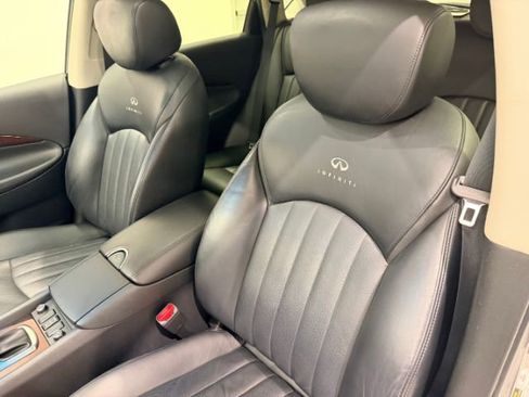 Used 2012 INFINITI EX35 Journey w/ Premium Pkg image 33