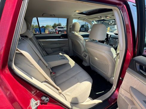 Used 2011 Subaru Outback 2.5i Premium AWD/4WD image 28