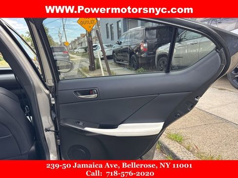 Used 2022 Lexus IS 350 F Sport image 17