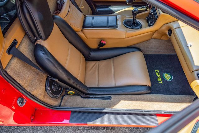 Used 1991 Lotus Esprit SE RWD image 24