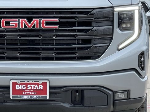 New 2026 GMC Sierra 1500 Elevation image 7