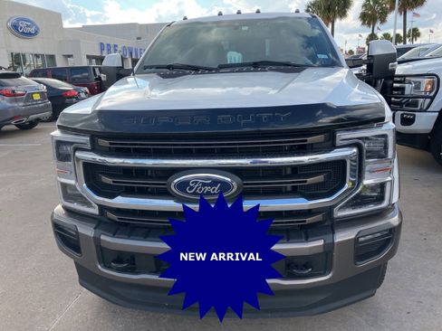 Used 2022 Ford F250 King Ranch w/ King Ranch Ultimate Package image 3