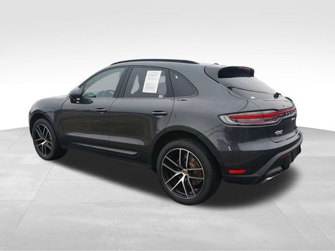 Used 2022 Porsche Macan AWD/4WD image 6