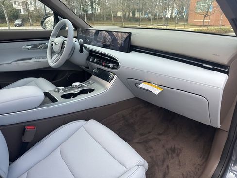 New 2026 Genesis GV70 2.5T Advanced image 33