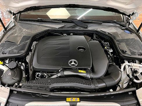 Used 2021 Mercedes-Benz C 300 Sedan w/ Premium Package image 9