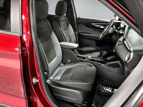 Used 2024 Chevrolet TrailBlazer LS w/ LS Convenience Package image 26