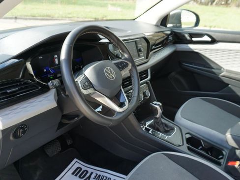 Used 2024 Volkswagen Taos S image 33