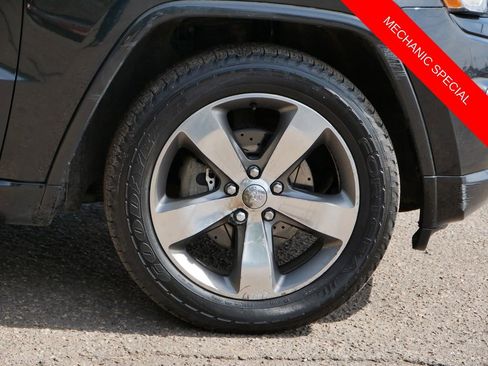 Used 2015 Jeep Grand Cherokee Overland w/ Advanced Technology Group image 7