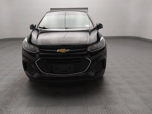 Used 2020 Chevrolet Trax LS w/ Tint and Cruise Package image 15