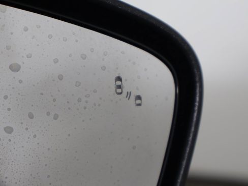 Used 2020 Ford Escape SE image 34