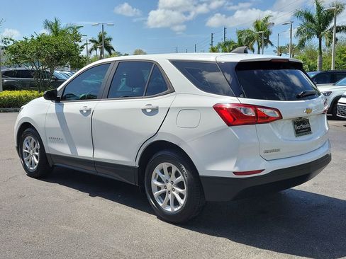 Used 2020 Chevrolet Equinox LS image 4