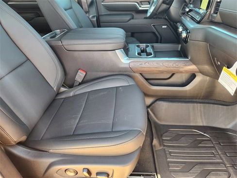 New 2026 GMC Sierra 2500 SLT w/ Texas SLT Premium Package image 11