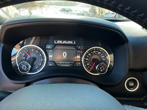 Used 2024 RAM 2500 Big Horn w/ Night Edition image 29