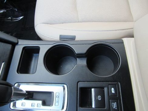 Used 2016 Subaru Outback 2.5i Limited image 52