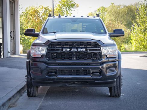 Used 2022 RAM 5500 Tradesman w/ Max Tow Package image 9