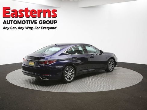 Used 2019 Lexus ES 350 w/ Premium Package image 39