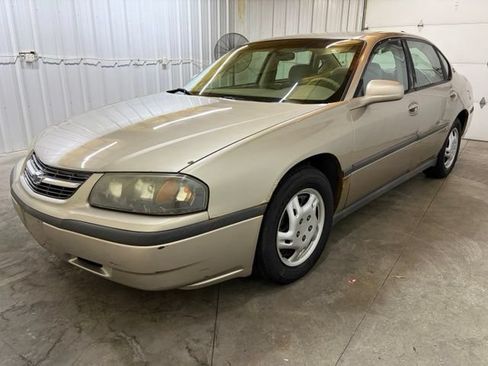 Used 2001 Chevrolet Impala FWD image 3