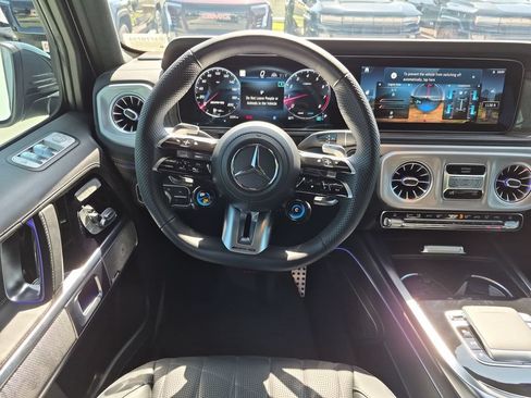 Used 2026 Mercedes-Benz G 63 AMG 4MATIC image 32