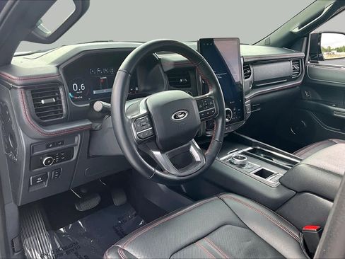 Used 2024 Ford Expedition Max Limited RWD image 17