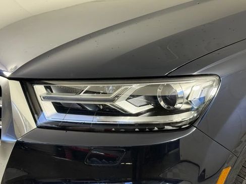 Used 2017 Audi Q7 2.0T Premium AWD/4WD image 12