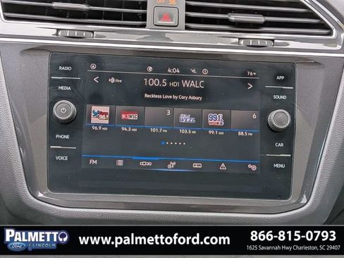 Used 2021 Volkswagen Tiguan SE w/ Panoramic Sunroof Package FWD image 18
