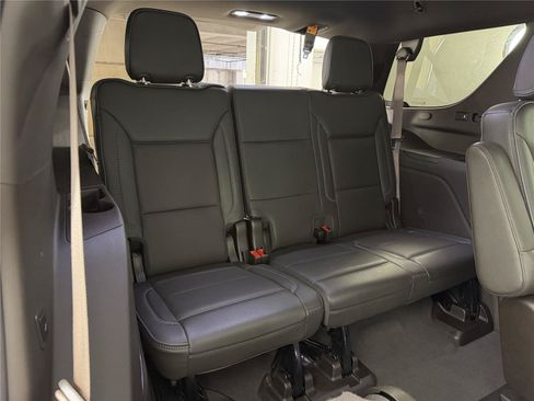 Certified 2023 GMC Yukon Denali AWD/4WD image 13
