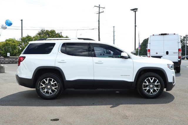 Used 2023 GMC Acadia SLT AWD/4WD image 4