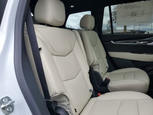 New 2025 Cadillac XT6 Sport w/ Technology Package image 64