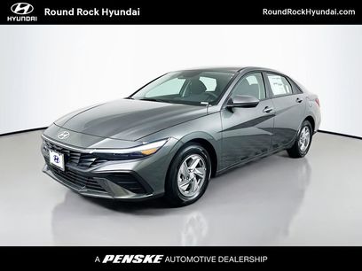New 2026 Hyundai Elantra SE w/ Cargo Package