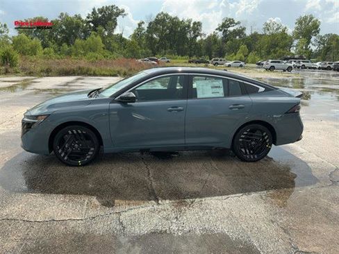 New 2026 Nissan Sentra SR w/ SR All Weather Package FWD image 2