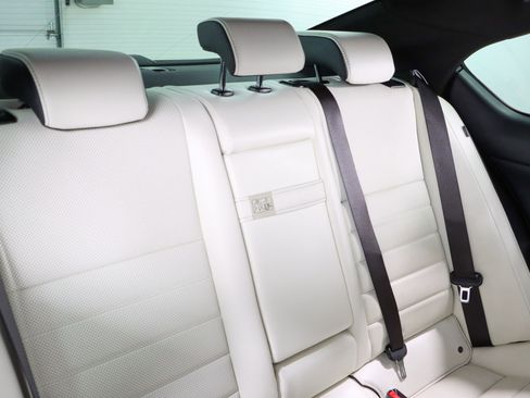 Used 2022 Lexus IS 350 F Sport RWD image 28