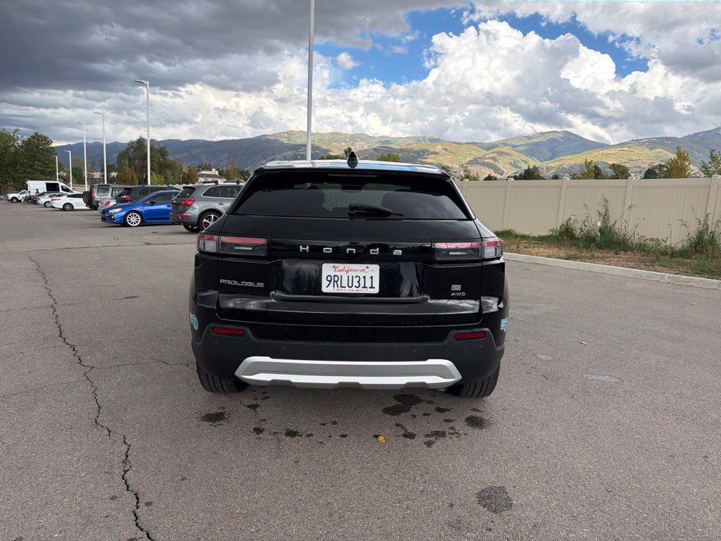 Used 2024 Honda Prologue EX image 8