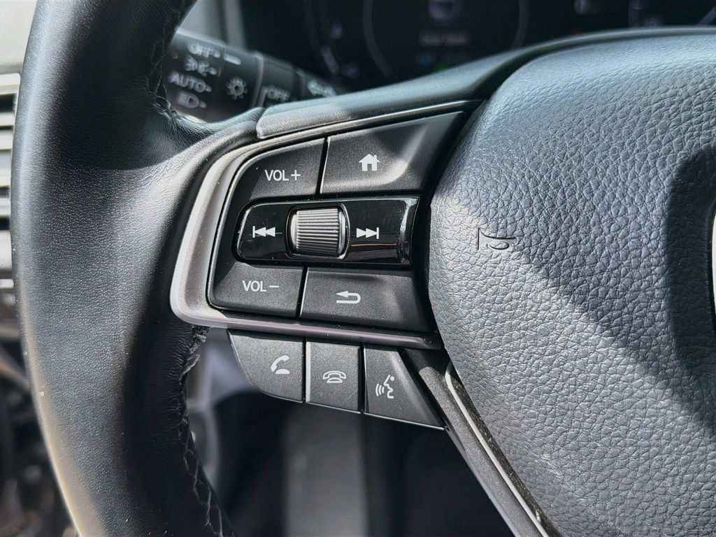 Used 2021 Honda Accord EX-L image 12