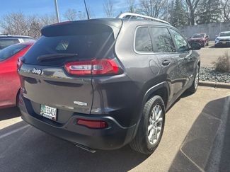 Used 2017 Jeep Cherokee Latitude w/ Safety/Convenience Group video 2
