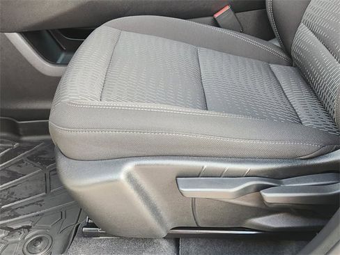 Used 2026 Chevrolet Equinox LT image 23