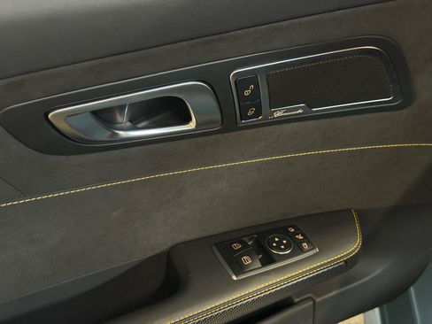 Used 2019 Mercedes-Benz AMG GT R image 18